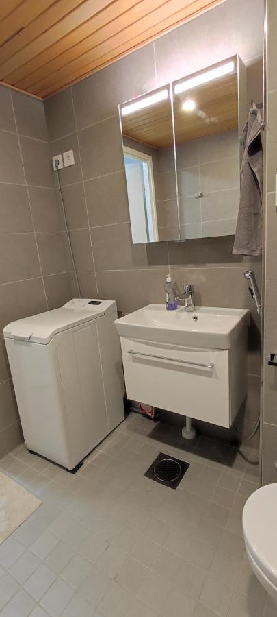 Ruby Studio 5Min To Vantaa Airport And 20Min To Helsinki Center Apartment Bagian luar foto